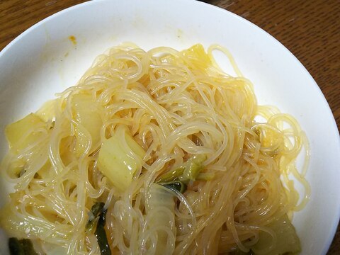 白菜と春雨のトムヤムクン風味